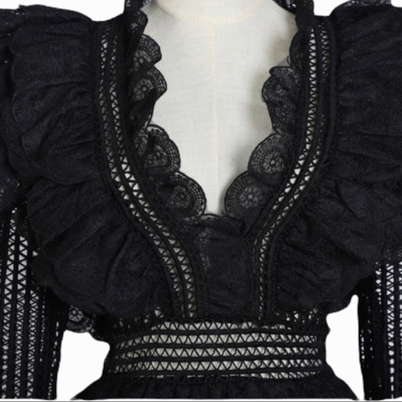 ❤️ The Lotta Gorgeous Lace Top - Picture 8 of 8